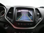 2016 Cherokee Thumbnail 18