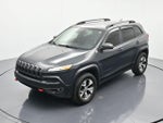 2016 Cherokee Thumbnail 30