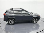 2016 Cherokee Thumbnail 33
