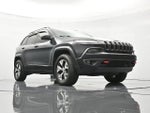 2016 Cherokee Thumbnail 40