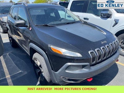 Photo of a 2016 Jeep Cherokee 4X4 Trailhawk 4DR SUV for sale