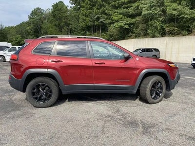 Photo of a 2017 Jeep Cherokee 4X4 Trailhawk 4DR SUV for sale