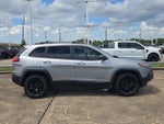 2016 Cherokee Thumbnail 2