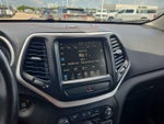 2016 Cherokee Thumbnail 20