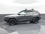 2016 Cherokee Thumbnail 5