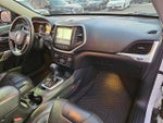2017 Cherokee Thumbnail 34