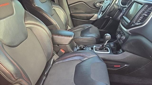 2017 Jeep Cherokee Trailhawk