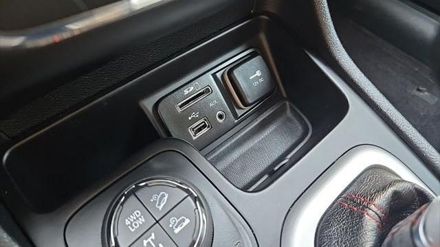 2017 Jeep Cherokee Trailhawk