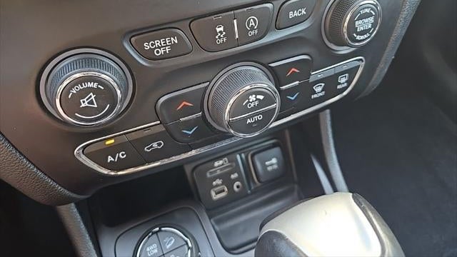 2017 Jeep Cherokee Trailhawk