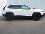 2019 Cherokee Thumbnail 2