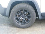 2019 Cherokee Thumbnail 6