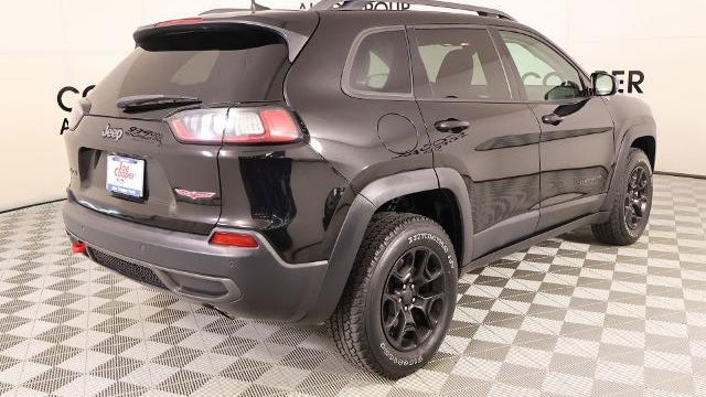 2020 Jeep Cherokee Trailhawk