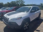 2018 Cherokee Thumbnail 15
