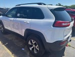 2018 Cherokee Thumbnail 19