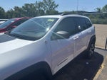 2018 Cherokee Thumbnail 20
