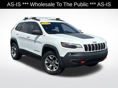 Photo of a 2019 Jeep Cherokee 4X4 Trailhawk 4DR SUV for sale