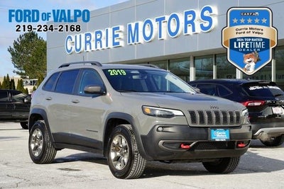 2019 Jeep Cherokee 4X4 Trailhawk 4DR SUV