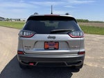 2019 Cherokee Thumbnail 10