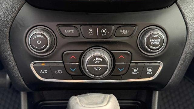 2020 Jeep Cherokee Trailhawk