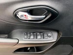 2021 Cherokee Thumbnail 36