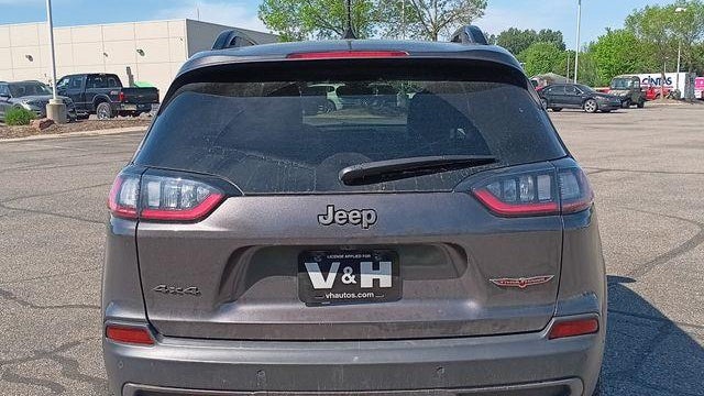 2022 Jeep Cherokee Trailhawk