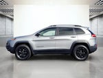 2018 Cherokee Thumbnail 9