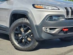 2018 Cherokee Thumbnail 11