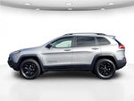 2018 Cherokee Thumbnail 9