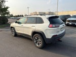 2019 Cherokee Thumbnail 4