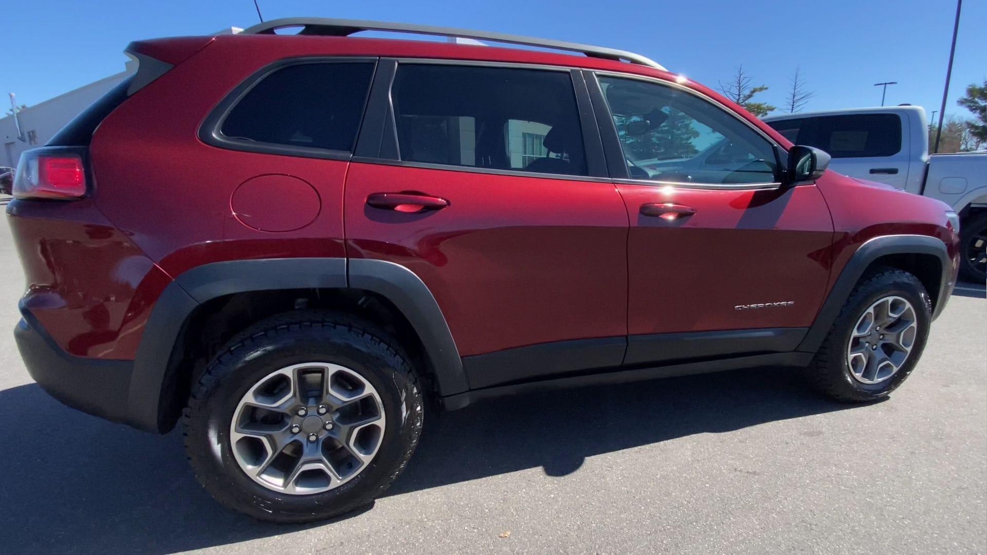 2020 Jeep Cherokee Trailhawk