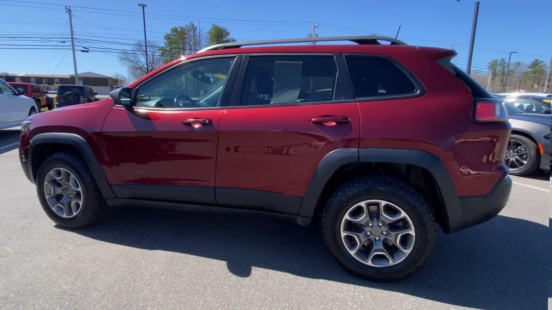 2020 Jeep Cherokee Trailhawk