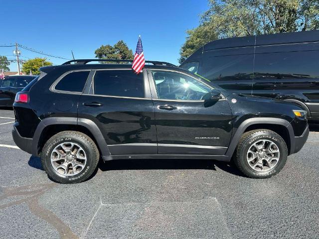 2022 Jeep Cherokee - $22,798