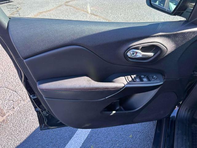 2022 Jeep Cherokee - $22,798