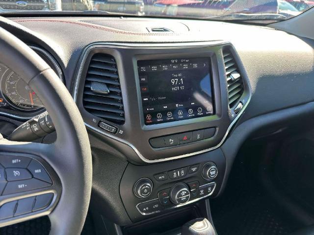 2022 Jeep Cherokee - $22,798