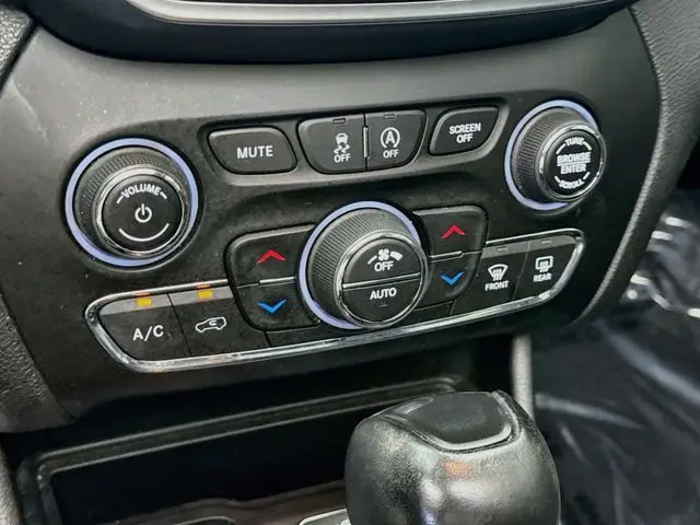 2022 Jeep Cherokee - $19,407