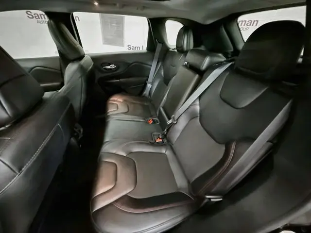 2022 Jeep Cherokee - $19,407