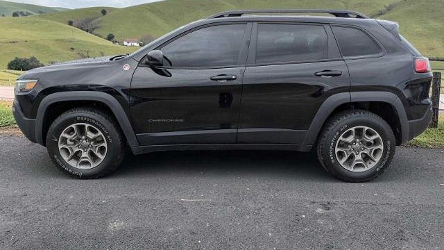 2022 Jeep Cherokee Trailhawk
