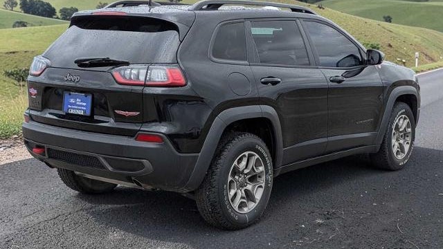 2022 Jeep Cherokee Trailhawk