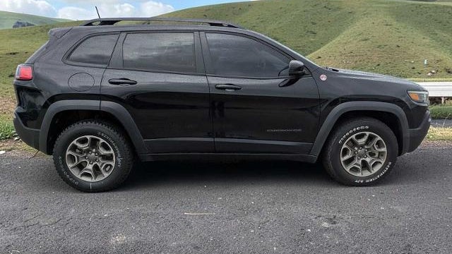 2022 Jeep Cherokee Trailhawk