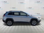 2019 Cherokee Thumbnail 4