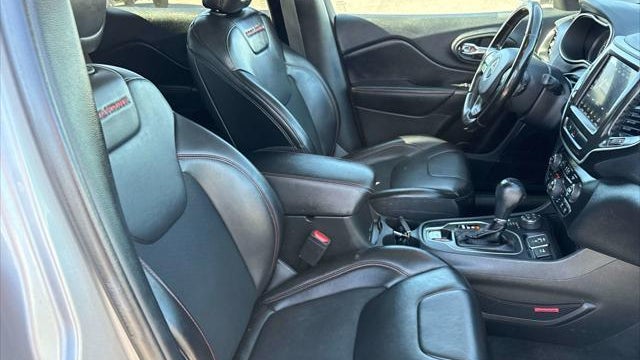 2020 Jeep Cherokee Trailhawk