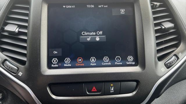 2022 Jeep Cherokee Trailhawk