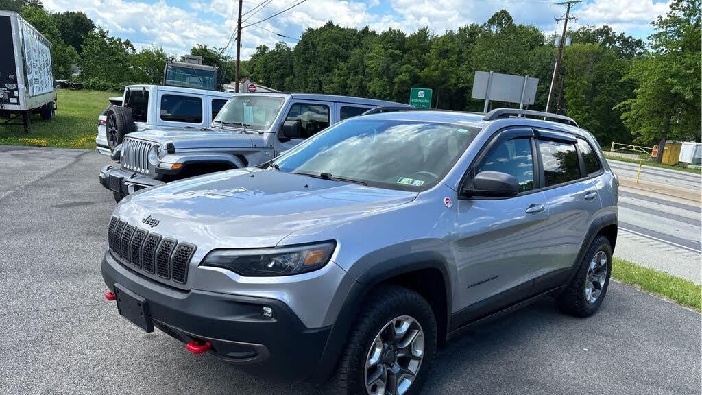 Preowned 2019 Jeep Cherokee Trailhawk for Sale
