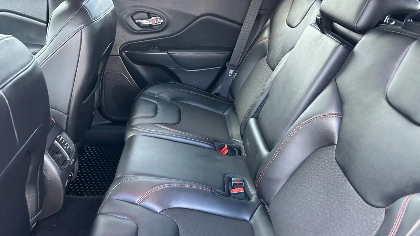 2022 Jeep Cherokee Trailhawk