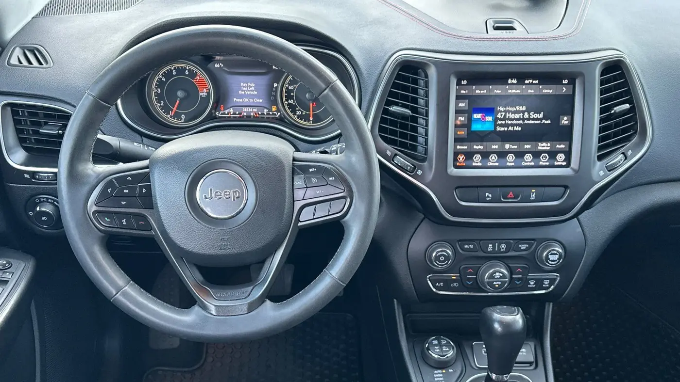 2022 Jeep Cherokee Trailhawk