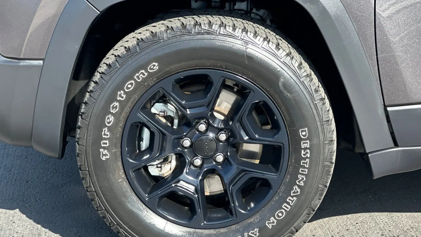 2022 Jeep Cherokee Trailhawk