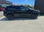 2022 Cherokee Thumbnail 9