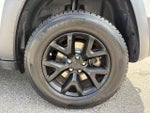 2018 Cherokee Thumbnail 21