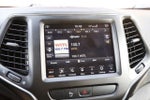 2019 Cherokee Thumbnail 25