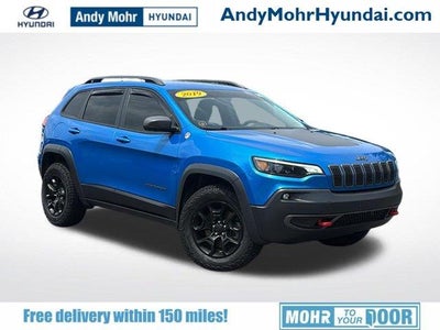 Photo of a 2019 Jeep Cherokee 4X4 Trailhawk 4DR SUV for sale